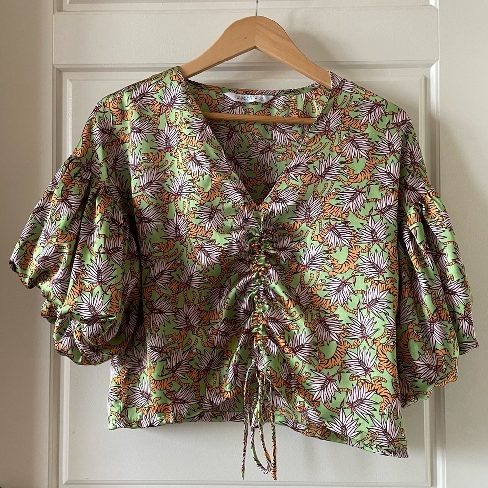 Satin-effect Tropical Tiger Adjustable Ruched Blouse Size Small